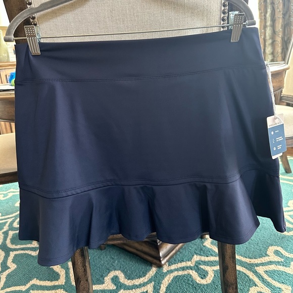 NWT Tommy Bahama Navy Golf Skort - Size L - Picture 6 of 7